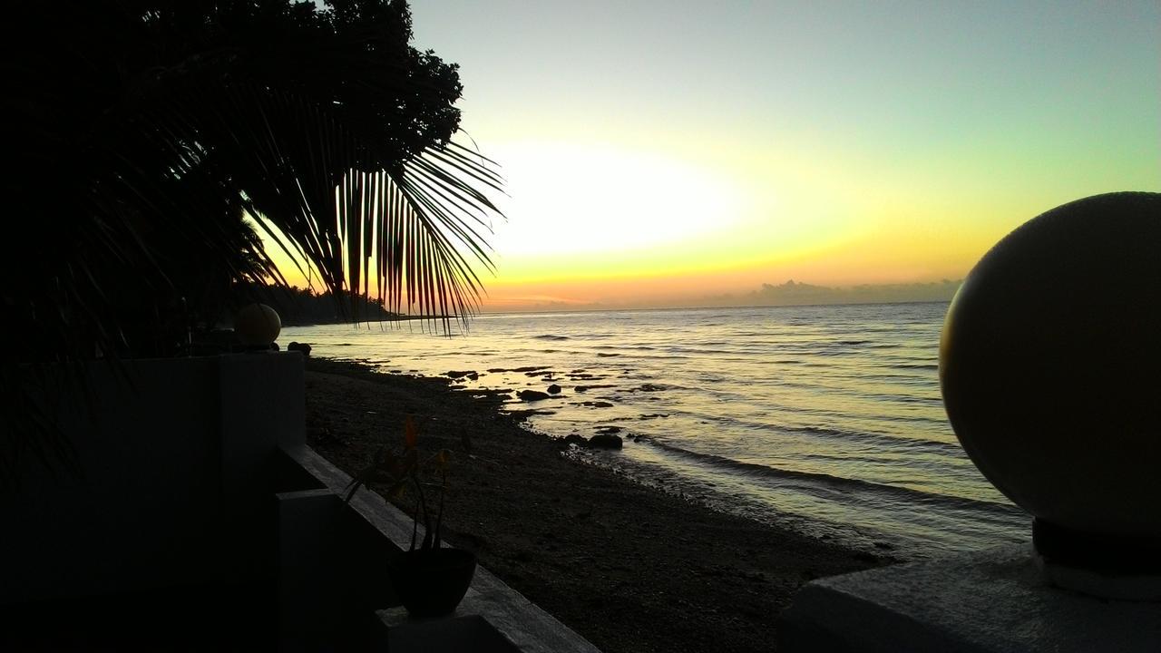 Bamboo Beachhouse Dormitory Garcia Hernandez Exterior foto