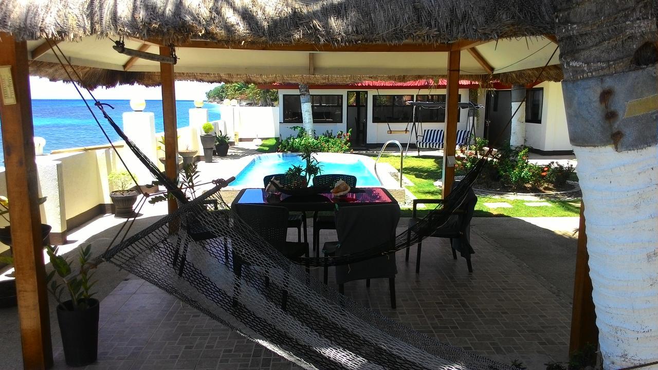 Bamboo Beachhouse Dormitory Garcia Hernandez Exterior foto